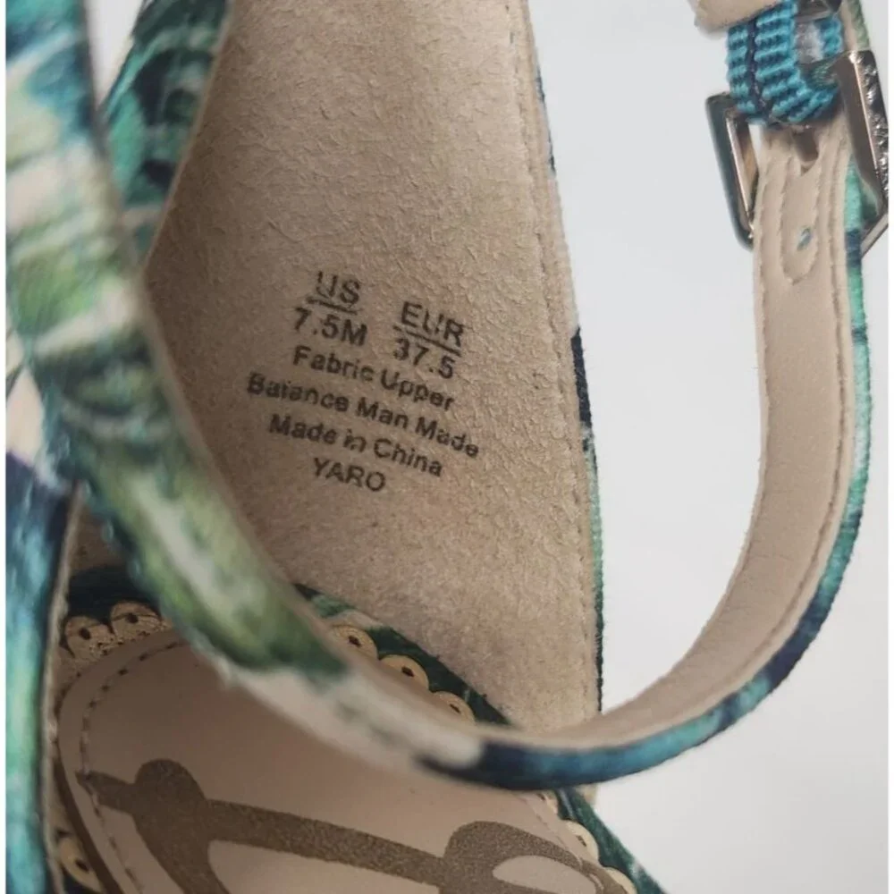 Sam Edelman Women's Sz. 7.5 Yaro Jade Palm Print Ankle Strap Sandals - Picture 4 of 8